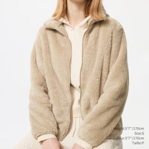 UNIQLO Fluffy Fleece Zip Up Jacket